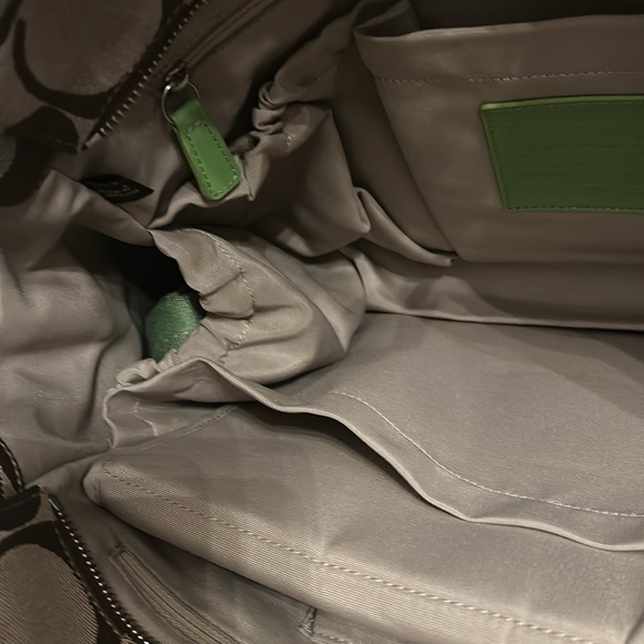 Coach Signature Diaper Bag Stripe Tan & Apple Green - Picture 7 of 12